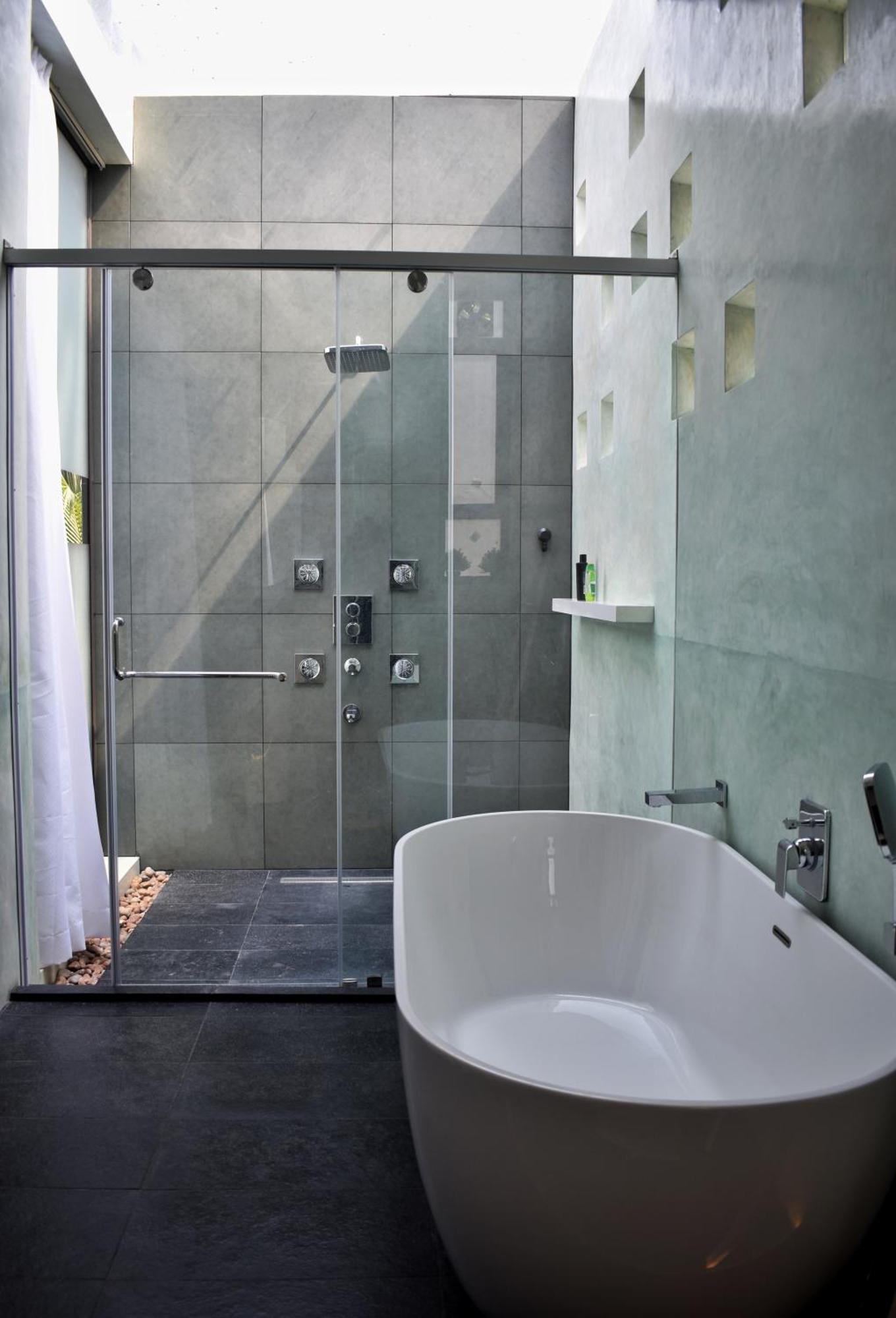 Homestay Thira